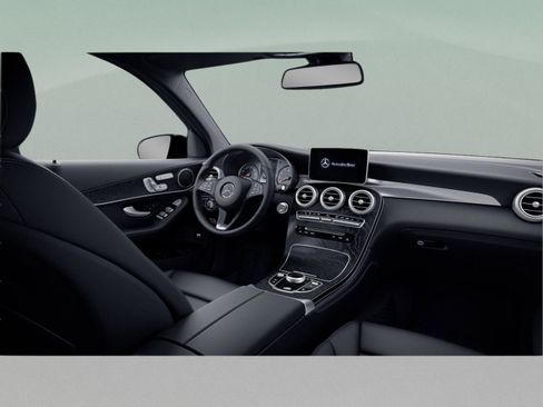 Used 2018 Mercedes-Benz GLC 300 image 43