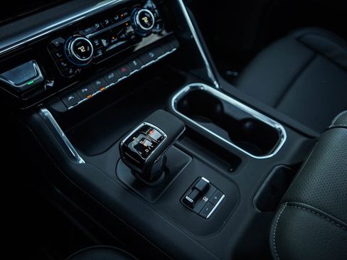 New 2026 GMC Sierra 1500 Denali AWD/4WD image 25