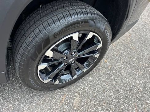 Used 2026 Chevrolet Equinox RS w/ Convenience Package III AWD/4WD image 12