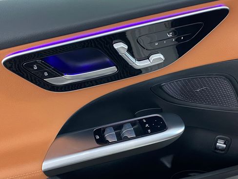 Certified 2025 Mercedes-Benz C 300 4MATIC Sedan image 23