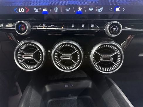Used 2024 Chevrolet Blazer EV LT AWD/4WD image 25