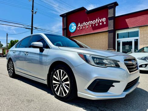 Used 2018 Subaru Legacy 2.5i Premium AWD/4WD image 2