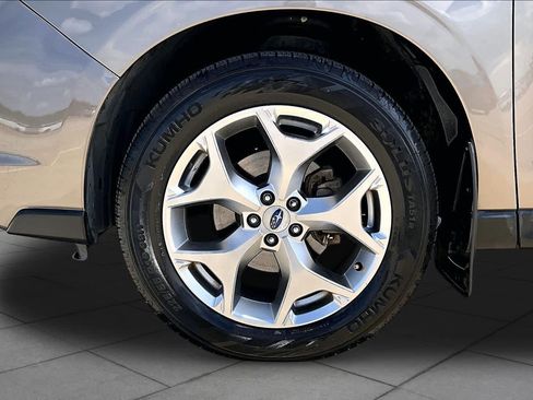 Used 2018 Subaru Forester 2.5i Touring w/ Popular Package #3B AWD/4WD image 11