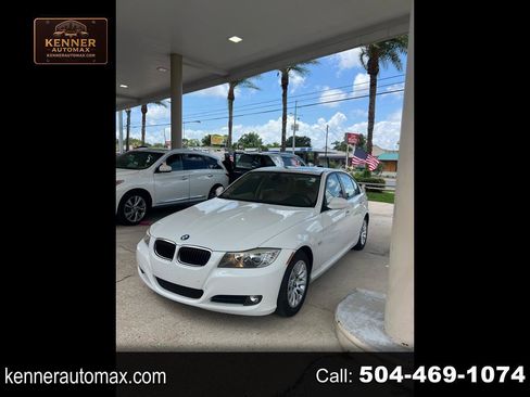Used 2009 BMW 328i Sedan RWD image 1