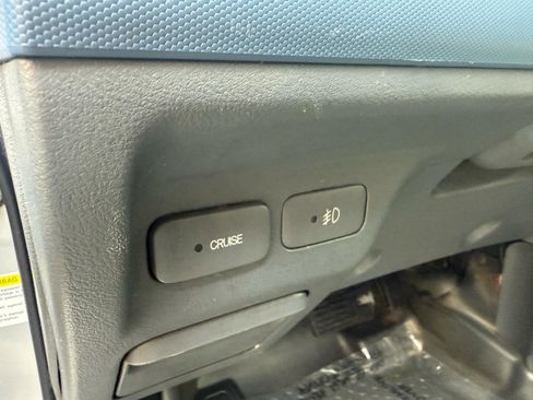 Used 2005 Honda Element EX image 41