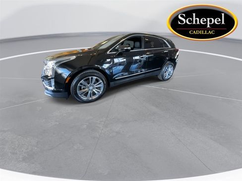 Certified 2025 Cadillac XT5 Premium Luxury AWD/4WD image 4