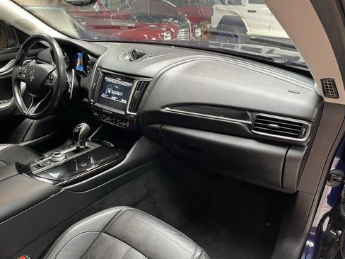 Used 2017 Maserati Levante w/ Sport Package AWD/4WD image 11
