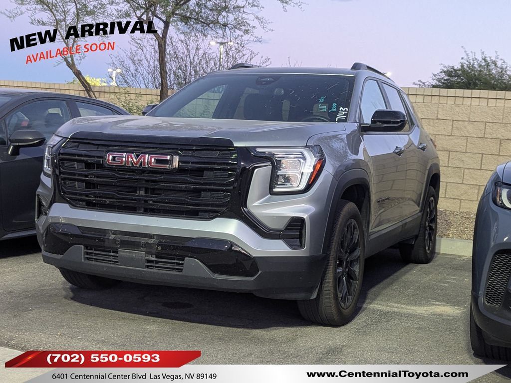 Used 2026 GMC Terrain Elevation w/ Elevation Premium Package FWD image 1
