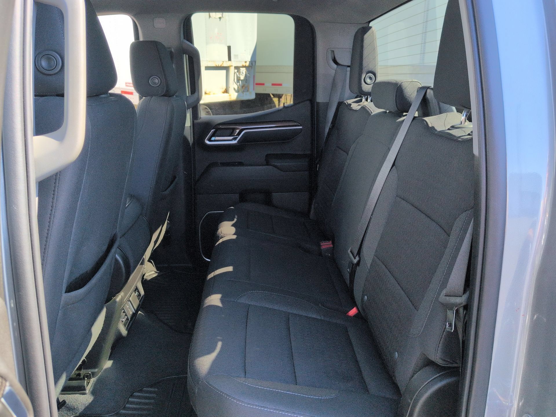 Certified 2023 Chevrolet Silverado 1500 LT AWD/4WD image 25