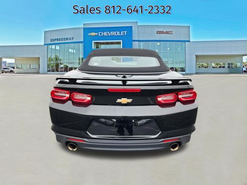 Used 2023 Chevrolet Camaro LT RWD image 6