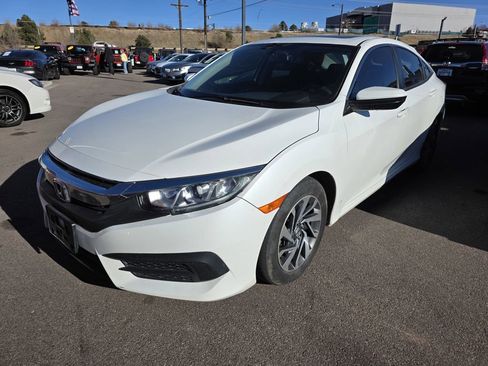 Used 2016 Honda Civic EX image 3