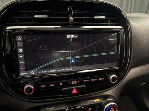 Used 2020 Kia Soul GT-Line Turbo FWD image 16