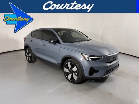 Used 2023 Volvo C40 P8 Recharge Ultimate w/ Protection Package Premier AWD/4WD image 1