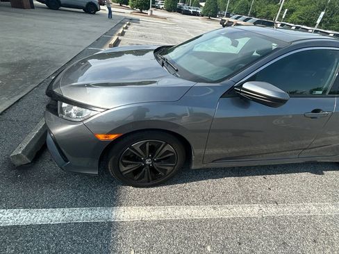 Used 2019 Honda Civic EX image 12