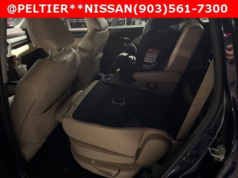 Used 2020 Toyota Highlander XLE image 11