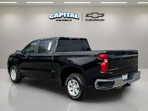 Used 2025 Chevrolet Silverado 1500 LT image 3