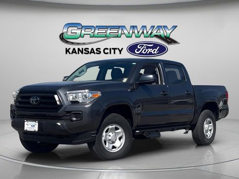 Used 2021 Toyota Tacoma SR AWD/4WD image 3