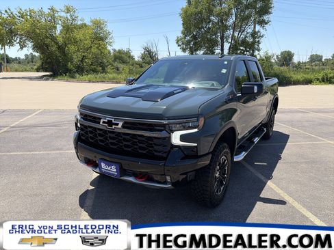 Used 2026 Chevrolet Silverado 1500 ZR2 AWD/4WD image 1