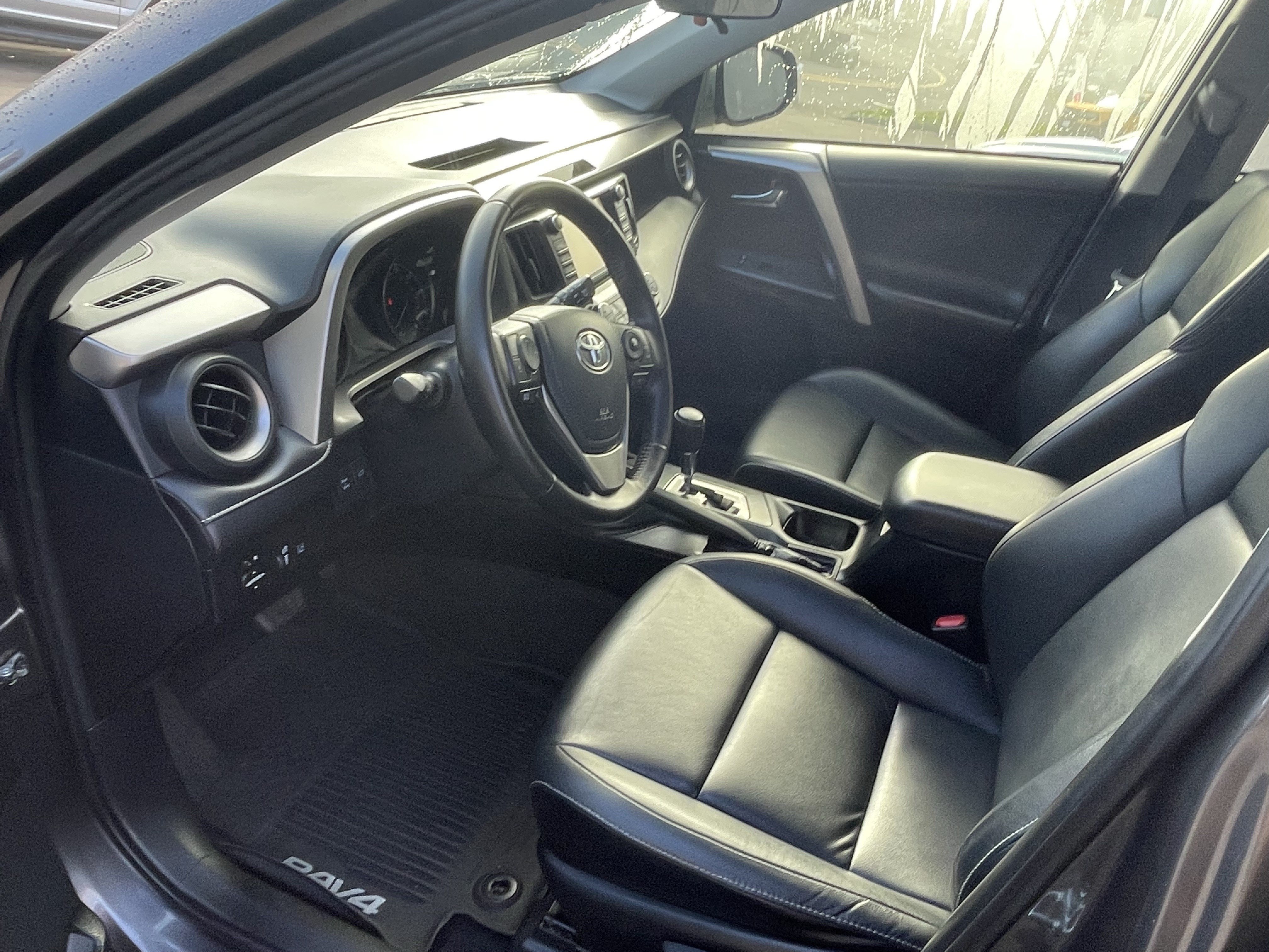 Certified 2017 Toyota RAV4 XLE AWD/4WD image 10