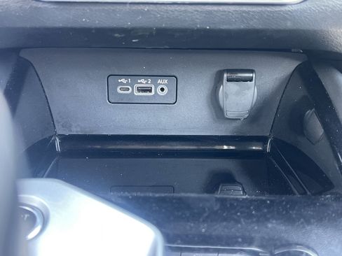 Used 2024 Nissan Altima 2.5 SR FWD image 8