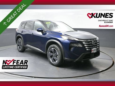 Used 2025 Nissan Rogue SV FWD image 1