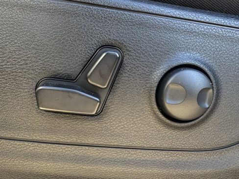 Used 2025 RAM 1500 Big Horn image 27