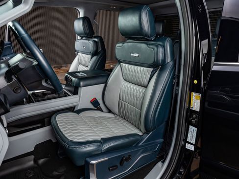 Used 2024 Ford F250 Limited w/ FX4 Off-Road Package image 30