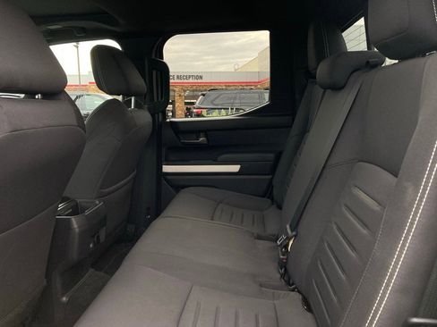 Used 2024 Toyota Tacoma TRD Sport image 11