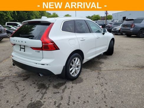 Used 2018 Volvo XC60 T5 Momentum AWD/4WD image 3