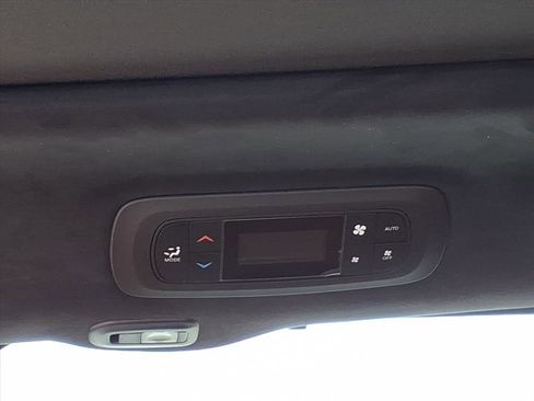 New 2026 Chrysler Pacifica Pinnacle image 34