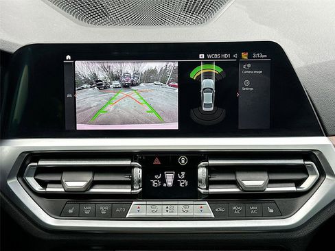 Used 2021 BMW 330i xDrive Sedan w/ Driving Assistance Package image 14