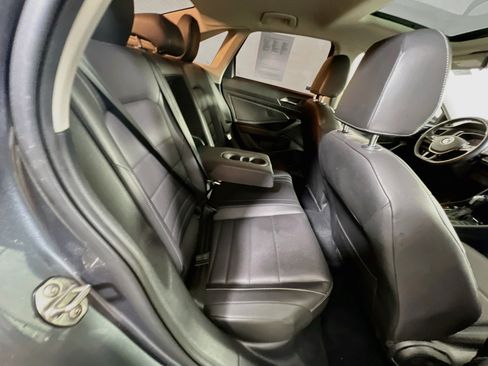 Used 2021 Volkswagen Jetta SE w/ SE Cold Weather Package FWD image 26