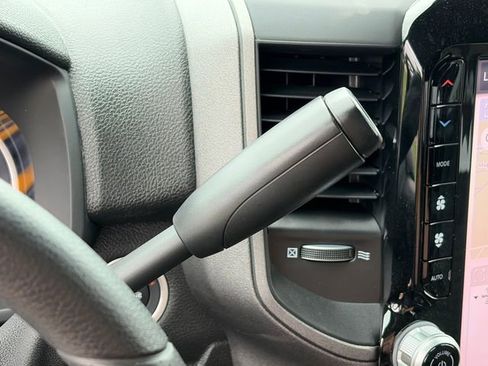 New 2026 RAM 3500 Tradesman AWD/4WD image 28