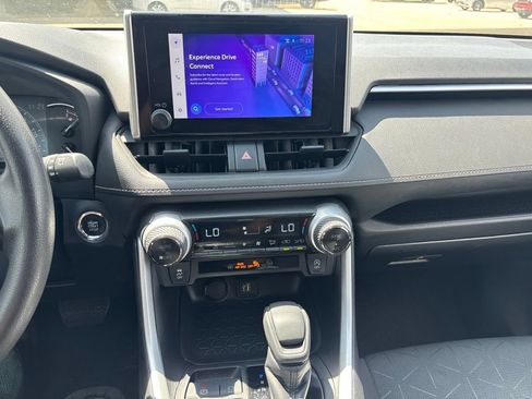 Used 2024 Toyota RAV4 XLE FWD image 10
