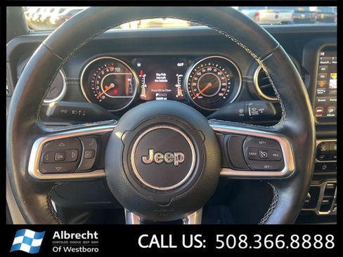 Used 2020 Jeep Gladiator Overland image 25