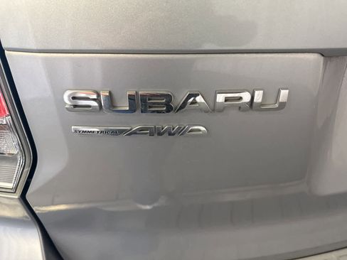 Used 2017 Subaru Forester 2.5i Premium image 11