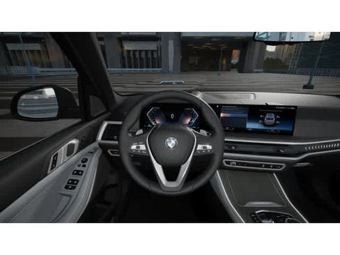 New 2026 BMW X5 sDrive40i image 13