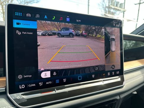 New 2026 Volkswagen Tiguan SEL R-Line image 10