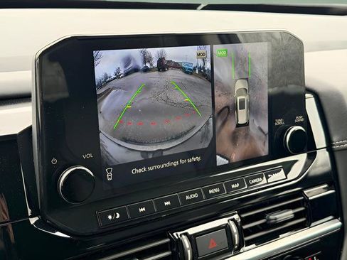 Used 2024 Nissan Pathfinder Platinum w/ Cargo Package image 44