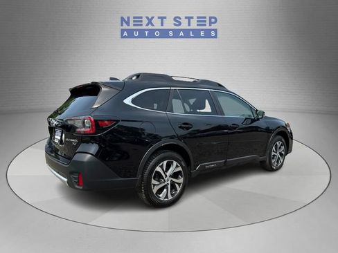 Used 2022 Subaru Outback Limited XT AWD/4WD image 8