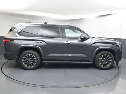 Certified 2026 Toyota Sequoia Limited image 9