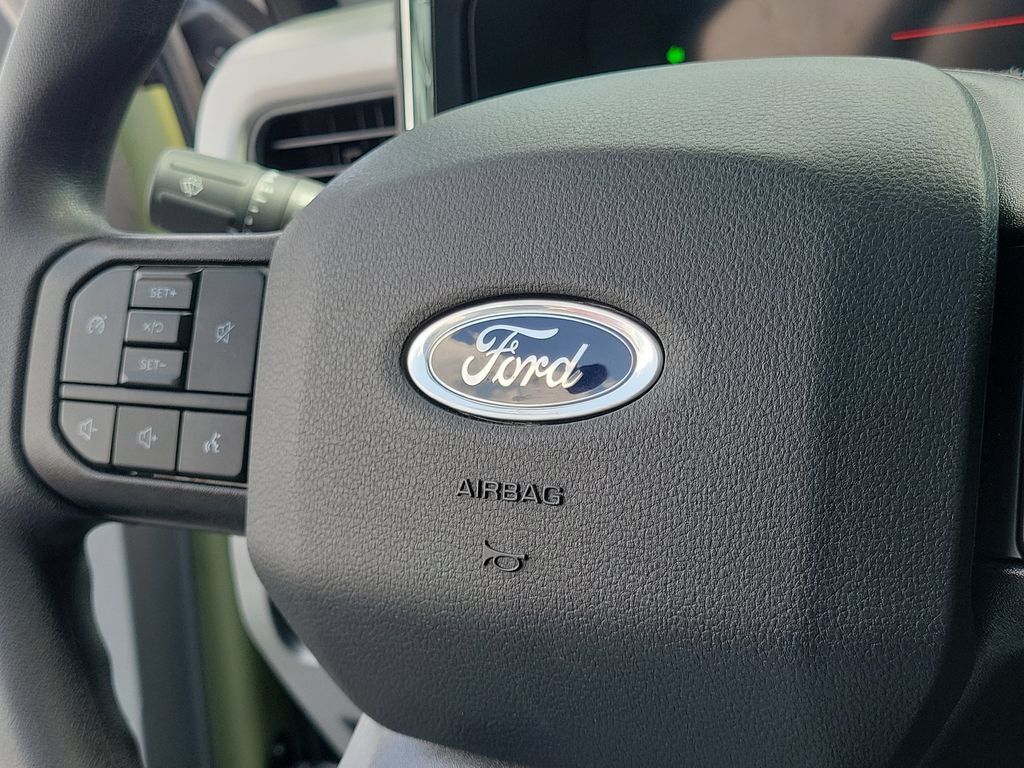 New 2026 Ford F250 XLT w/ XLT Premium Package AWD/4WD image 39