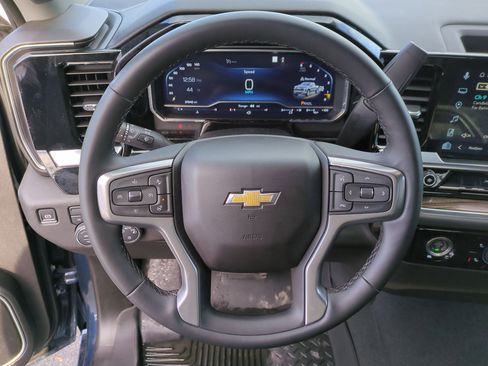 Certified 2023 Chevrolet Silverado 1500 LT image 12