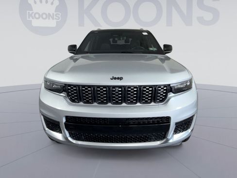 Used 2023 Jeep Grand Cherokee L Summit AWD/4WD image 11