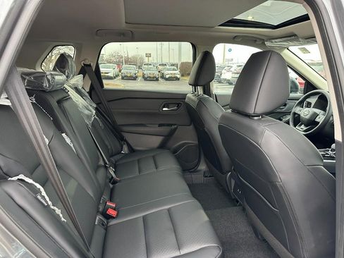 New 2026 Nissan Rogue SV image 4