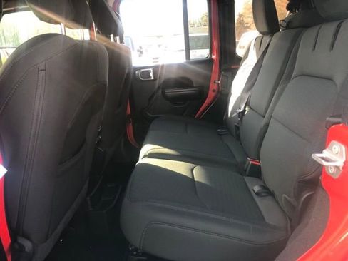 Used 2021 Jeep Wrangler Unlimited image 14