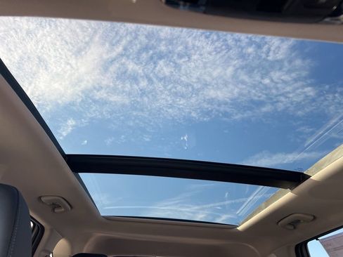 New 2026 Kia Sorento SX image 9