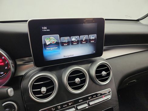 Used 2016 Mercedes-Benz GLC 300 image 10