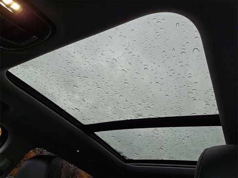 Used 2021 Jeep Grand Cherokee L Limited image 16