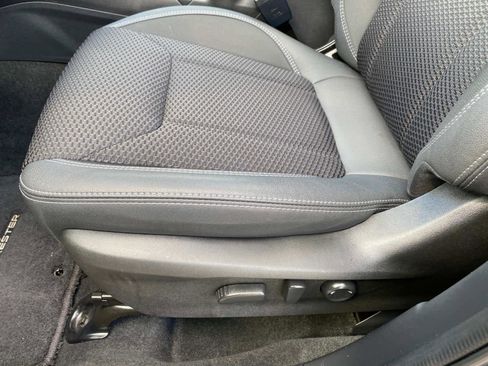 Used 2022 Subaru Forester Premium image 23